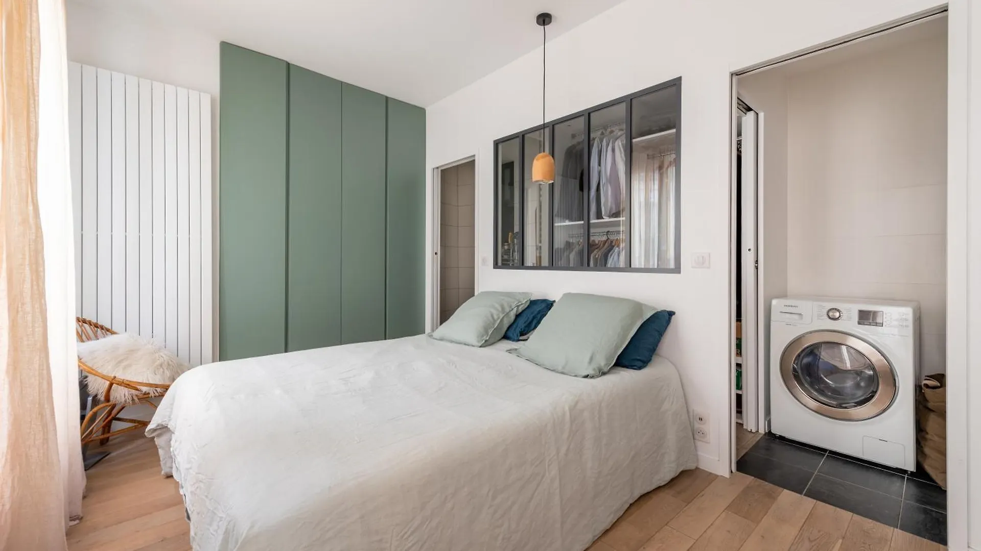 Spacious And Elegant 3bd Apartmentrochechouart * Paris