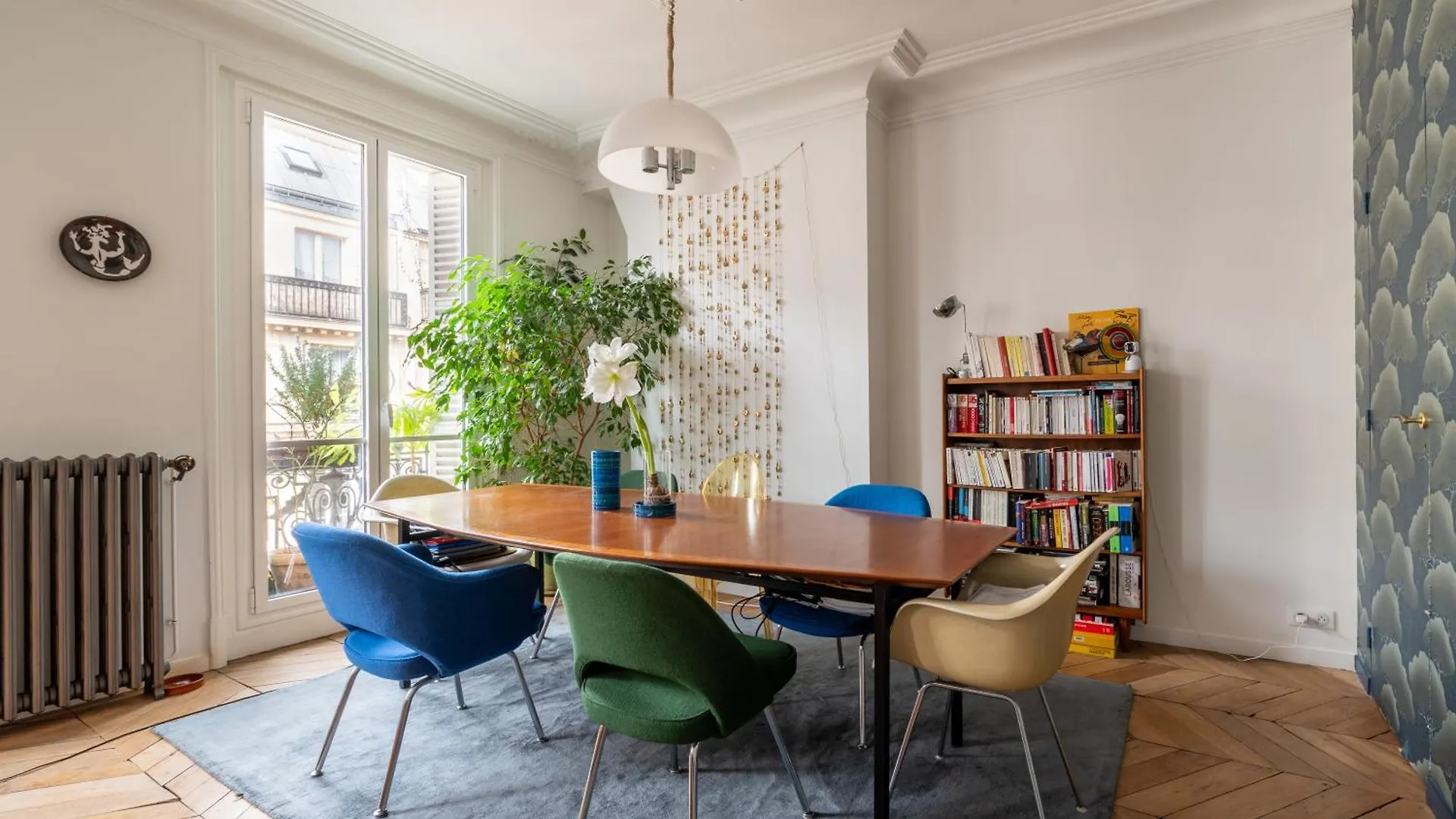 Spacious And Elegant 3bd Apartmentrochechouart Apartment *